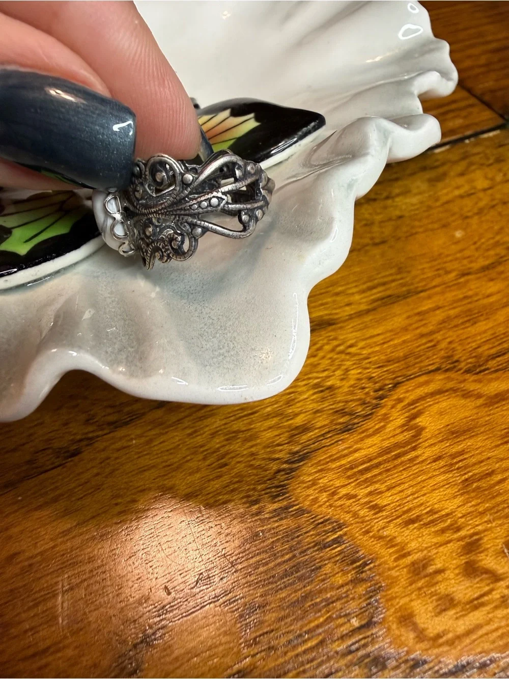 White Howlite Cabochon Silver Filigree Ring